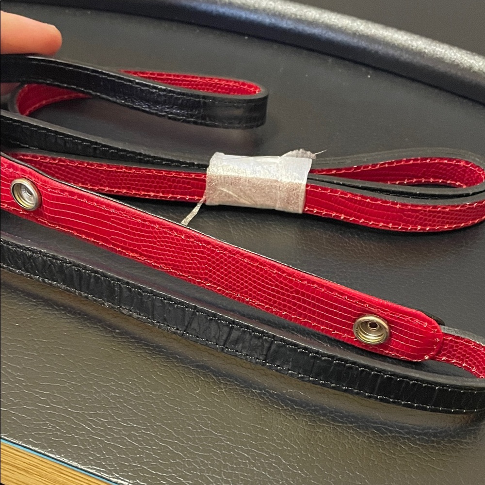 Brighton Cross My Heart Crossbody Wallet Leather Organizer Black/Brown/Red - Picture 8 of 9